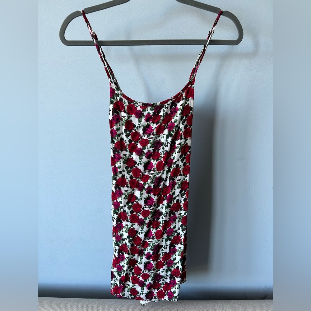 Aritzia | Talula Keiyo cross back dress